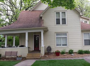 103 S Connecticut Ave, Mason City, IA 50401