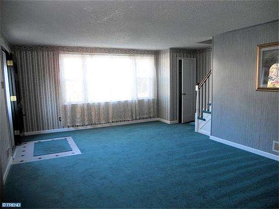 4th image of 211 Evergreen Ave