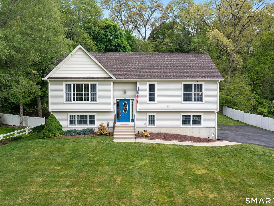 1st image of 29 Carey Lane