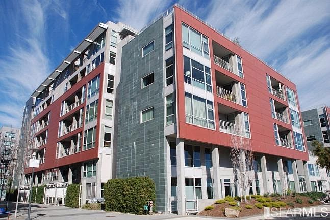 1st image of 235 Berry St APT 604