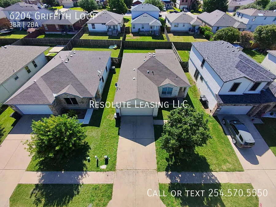 "Charming 3-Bed, 2-Bath Home with 1,482 Sq Ft of Comfort at 6204 Griffith Loop, Killeen!" — Photo 3