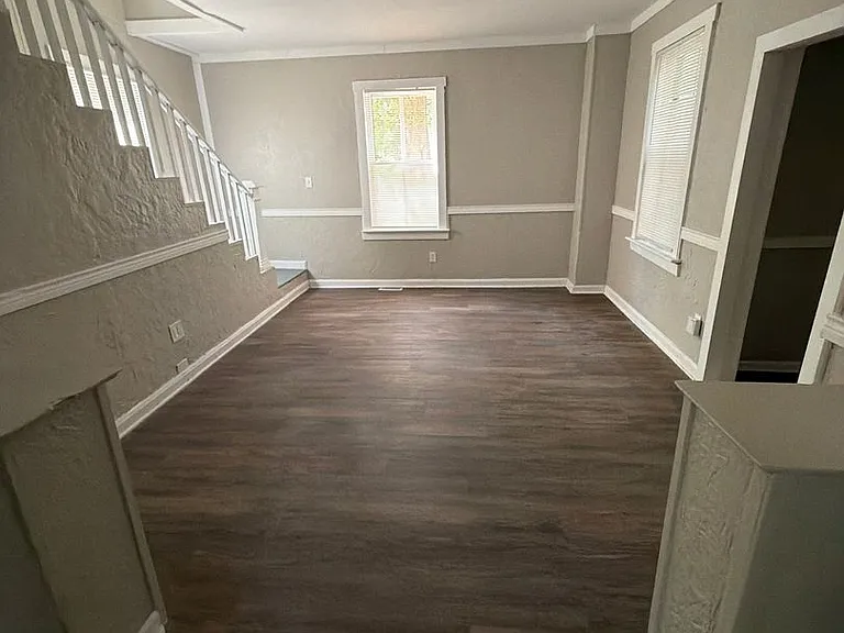 2725 Solway Ave — Photo 8