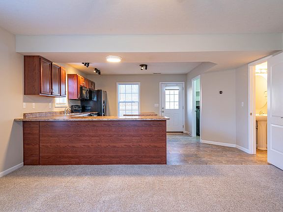 5th image of 1250 W Adams Hill Cir APT 501