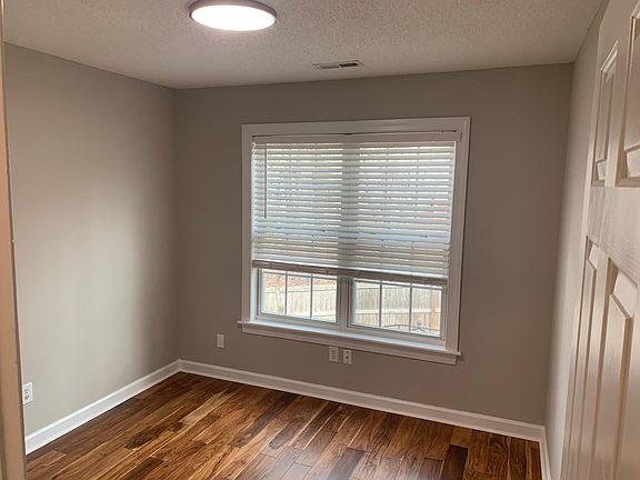2nd bedroom upstairs