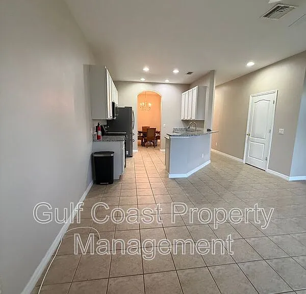 1128 Jonah Dr — Photo 9
