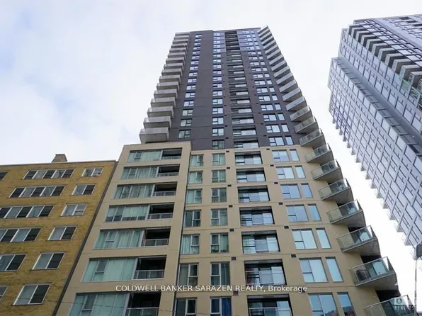 40 Nepean St #1102, Ottawa, ON K2P 0X5
