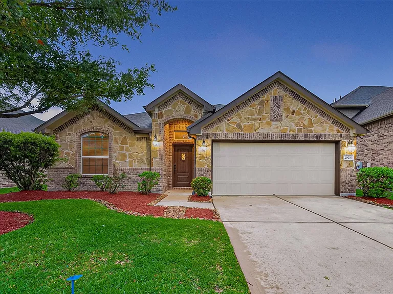 20731 Calloway Crest Ct — Photo 1