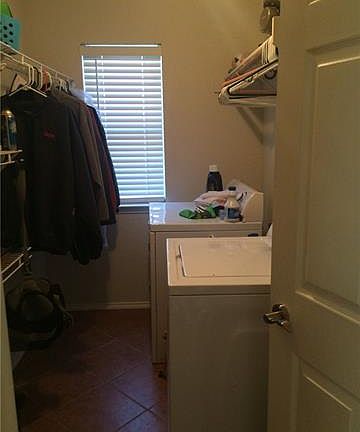 4th image of 1712 Crestmeadow Ln