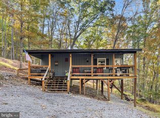15 Meadow View Dr, Lost River, WV 26810