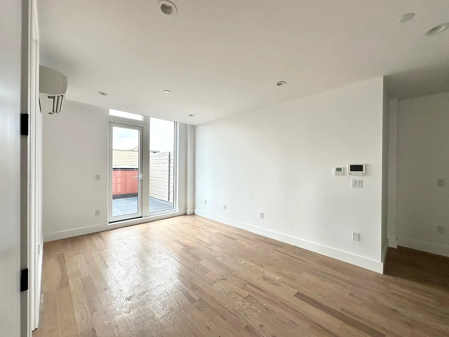 224 North 7th Street — Photo 2