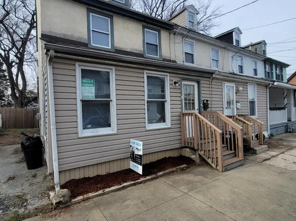 10 Upland Ave, Upland, PA 19015