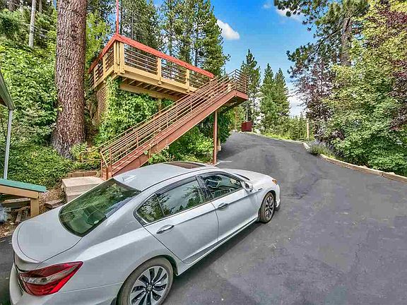 4th image of 12411 Sierra Dr E