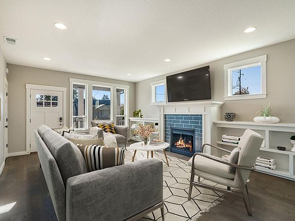 Optionally furnished common areas! Common areas can come beautifully furnished by our in-house design team for an additional fee.