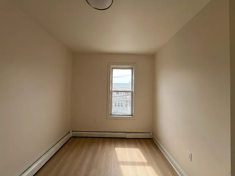 21 E 16th St #2A — Photo 5