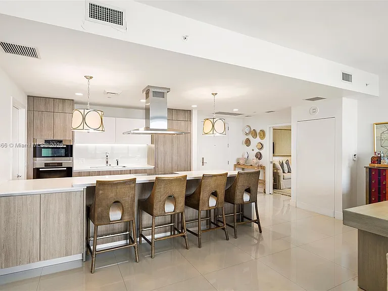 360 Ocean Dr #905S — Photo 8