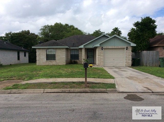 1st image of 5076 Fonsi Dr