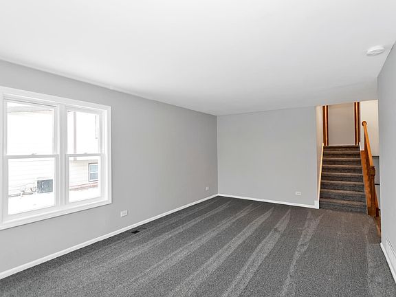 4th image of 708 Michigan Ave #708