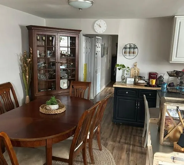2331 Benson St #2 — Photo 4