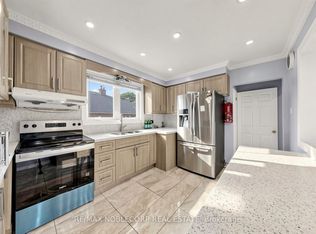 95 Snowood Ct, Toronto, ON M3N 1E7