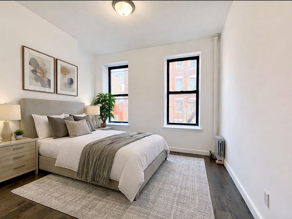 2nd image of 139 Mulberry St APT 12