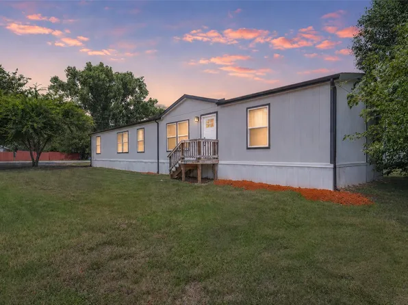 4009 Diann Dr, Granbury, TX 76049