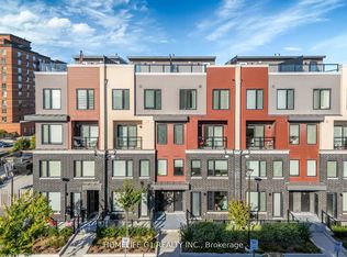 3429 Ridgeway Dr #5, Mississauga, ON L5L0B9