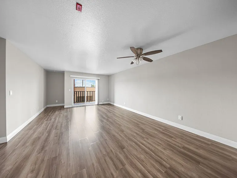 1362 Temple Ave. — Photo 2