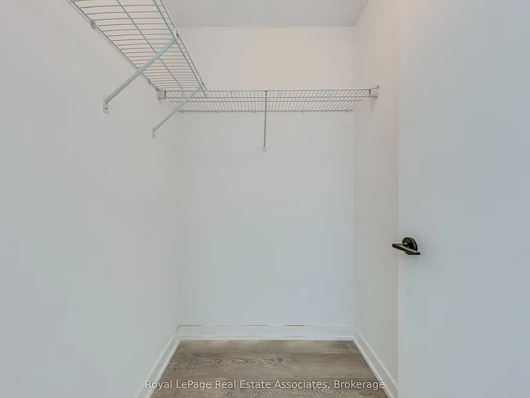 220 Missinnihe Way #806 — Photo 17