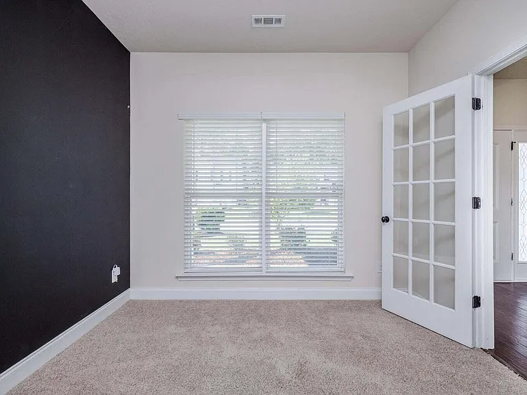 512 Cranberry Cir — Photo 5