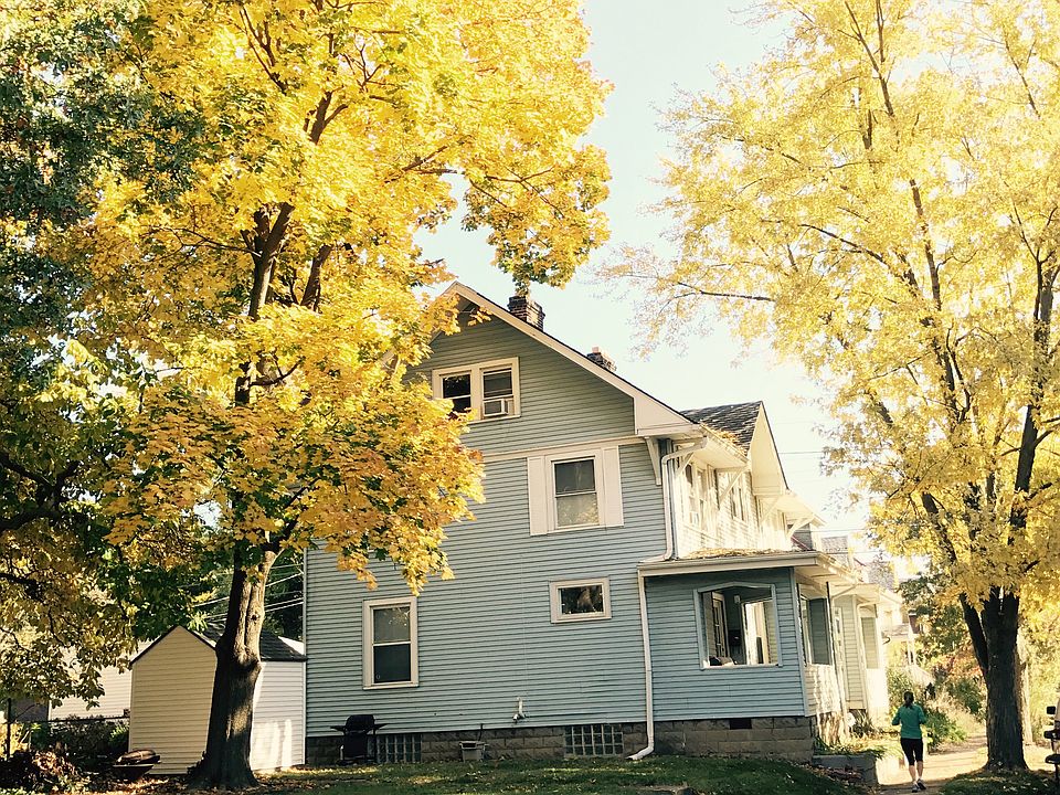 1st image of 294 Wyandotte Ave #292