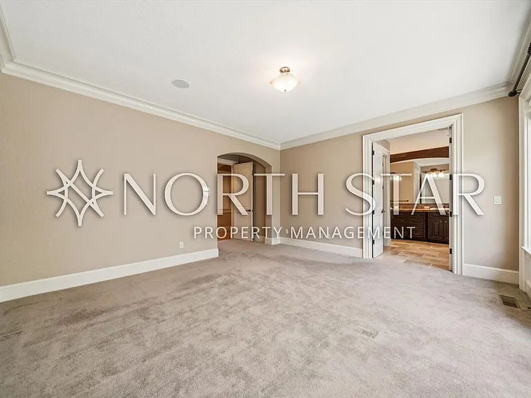 19422 SW Lorna Ln — Photo 16