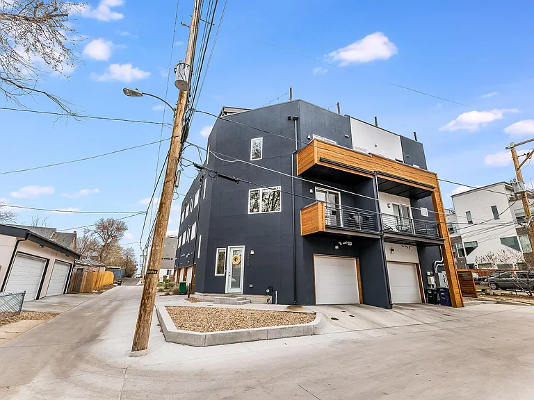 3125 W 19th Ave — Photo 3