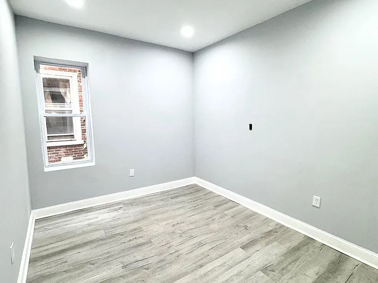5323 Walnut St #1 — Photo 6