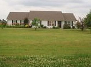 150 Cypress Creek Cv, Bells, TN 38006