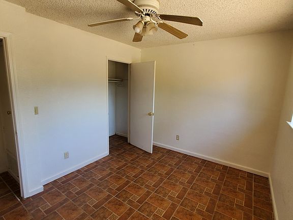 1st bedroom