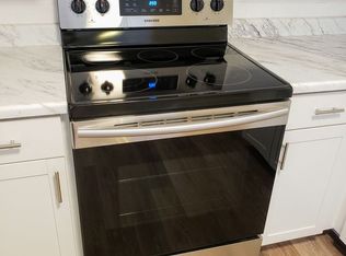 1217 W Riverside St, Springfield, MO 65807