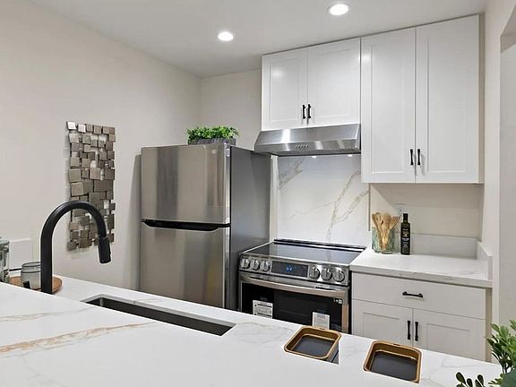 4th image of 1551 Southgate Ave APT 163