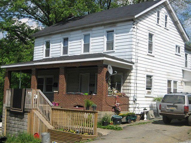 2nd image of 41 Station St #42