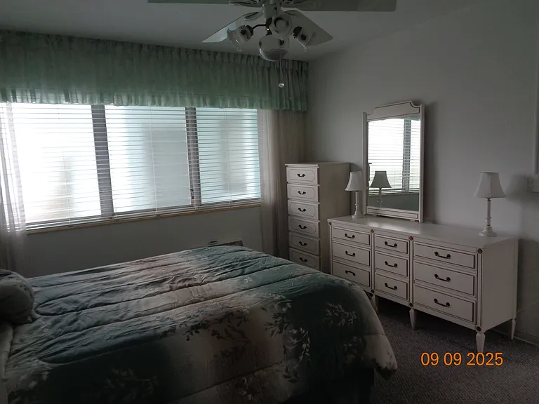 109 Hendricks Isle #7 — Photo 10
