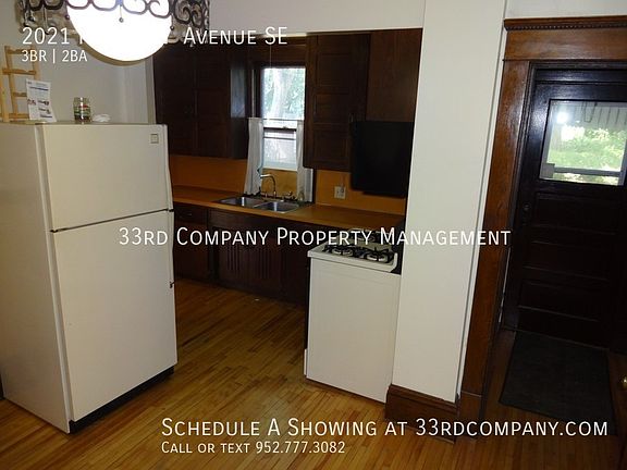 5th image of 2021 Franklin Ave SE