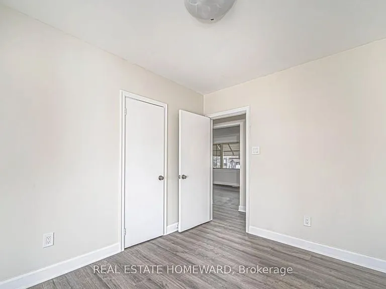 668 Harold Dr — Photo 19