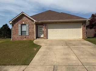468 Poplar Ridge Dr, Meridian, MS 39305