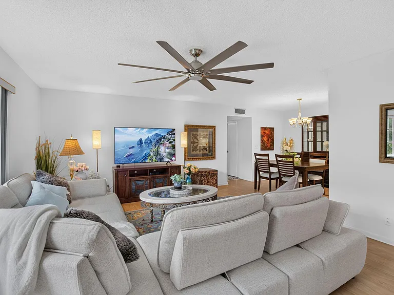 5037 Lakefront Blvd #A — Photo 10