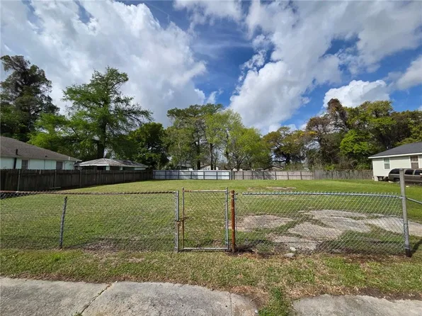 4528 Flake Ave, New Orleans, LA 70127