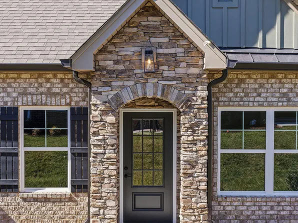 92 Founding Way #24, Lookout Mountain, GA 30750