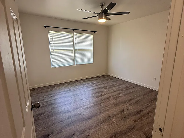 6704 Amherst St — Photo 10