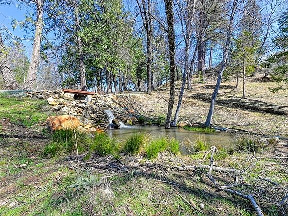 3rd image of 15053 Arrowhead Ln
