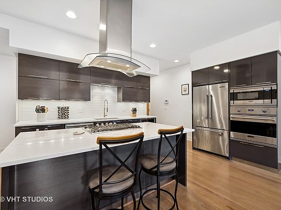 4th image of 1508 W Huron St #1W