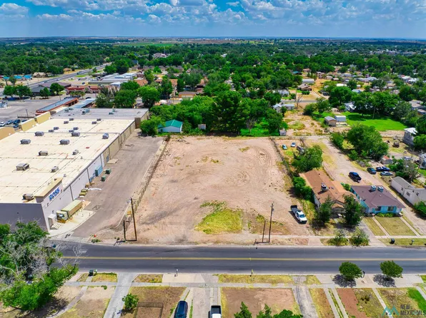 1020 N Mesa St, Carlsbad, NM 88220