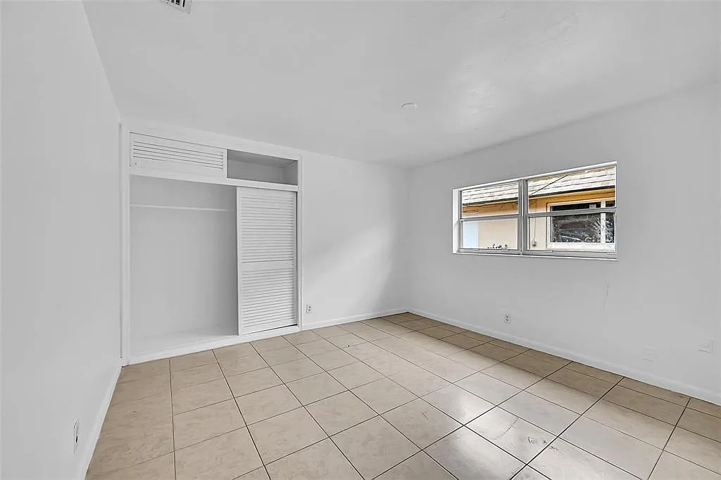 3 bed, 1.5 bath, 1252 sqft, $2,150 — Photo 1